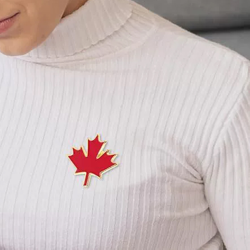 Emaye Kırmızı Akçaağaç Broş Ka - Men'S Accessories Canada incelemesi ve fiyatı